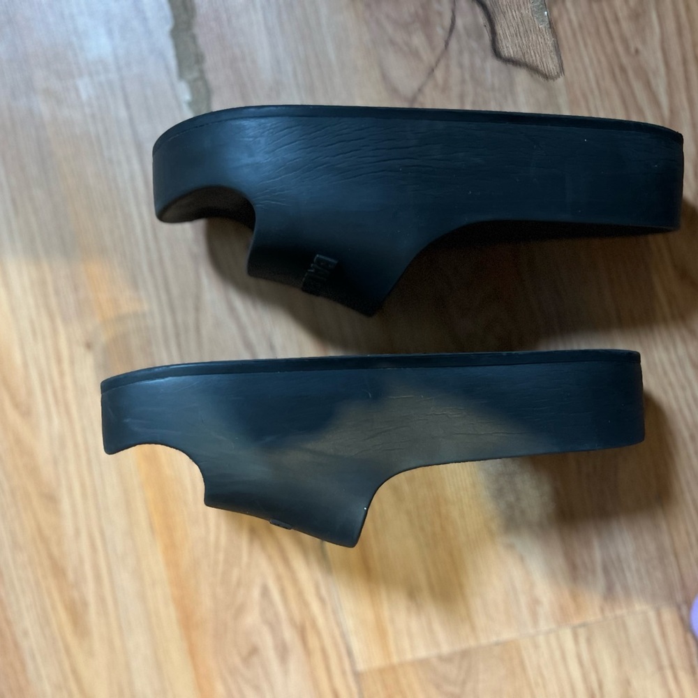 Balenciaga chunky slide sandals . - Picture 3 of 4